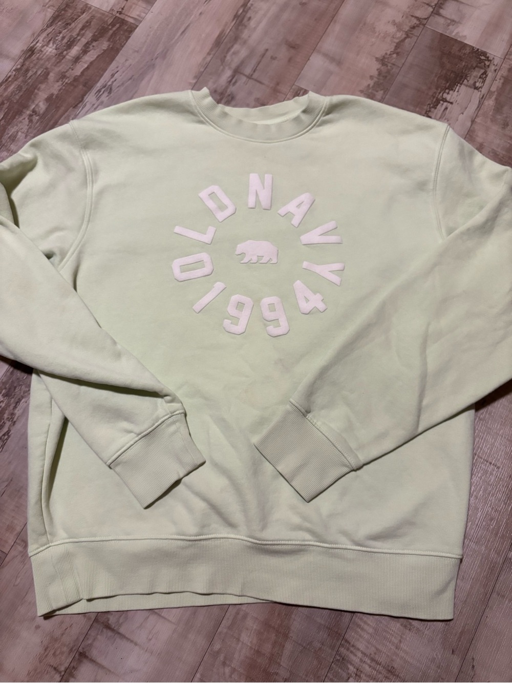 Old Navy Woman’s Pale Green Logo Crewneck Sweatshirt